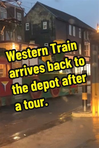 Western Train arrives back to the depot after a illumination tour. #blackpool #blackpooltram #westerntrain #blackpoolilluminations #tramtown