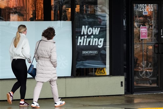 US jobless claims fall last week as layoffs remain low despite global economic uncertainty