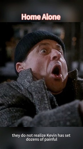 The Wet Bandits split up. Harry heads front, while Marv takes the basement to search the house 🏠🗡️