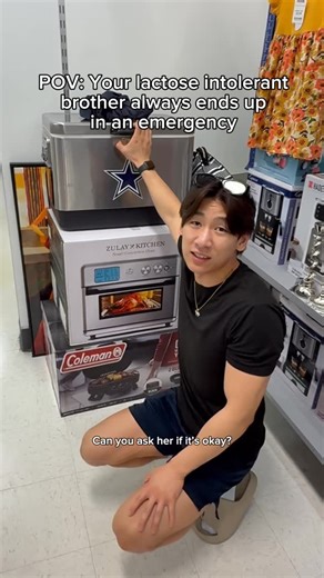 SAKI TENG | DIGITAL DIARIES | At this point, he does it to himself 💀🧀 My lactose-intolerant, gluten-free brother saw a @smalls_sliders cheeseburger dipped in queso and... | Instagram