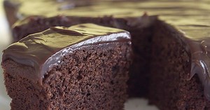 Homemade Chocolate Cake Recipe With Self-rising Flour | The Cake Boutique