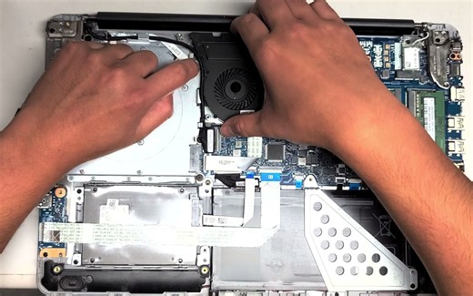 Dell Inspiron 15 5565拆机换硅脂 戴尔5565笔记本拆机换硅脂教程