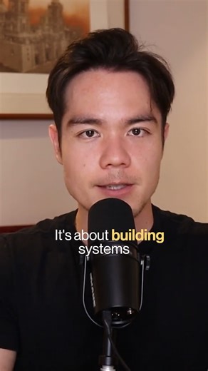 Sean Dollwet on Instagram: "You don’t need a ring light. You need a royalty check. KDP is about systems, not followers. Each book is an asset that earns while you focus on the next. Start your first asset this month. Click the link in my bio or subscribe to my YouTube. Your freedom starts now. 🚀"