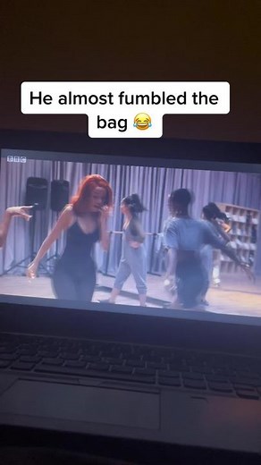 Clown Roast Battle: Dave vs. Doja Cat