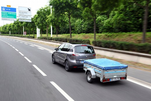 Remorque : que dit la loi ?