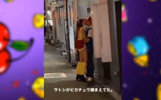 全球搞笑GIF图集锦——第951期：皮卡丘和小智终于在一起了，哪里能捕获这种皮卡丘呢？