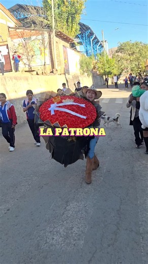 Muchas felicidades La Patrona - mensaje de celebración