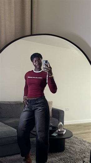 tall girl problems 🤭 some people just can’t relate 😝 . . . . romanian deadlift proper form, rdl exercise tutorial, rdl for glutes and hamstrings, barbell rdl vs dumbbell rdl, rdl workout leg day, beginner rdl gym guide, common rdl mistakes, hip hinge exercise rdl #RDL #LegDay #GluteWorkout #Hamstrings #GymForm