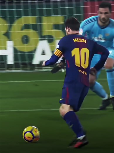 Messi's Incredible Dribble Mastery