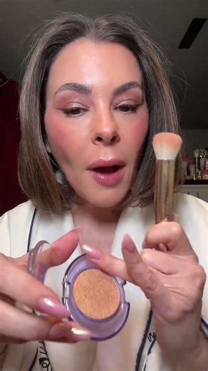 Highlighter Over 40: The Hydration Trick That Prevents Cakey, Wrinkly Skin #eyelinertutorial