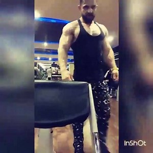 Everyone wants biceps/guns. A few people have them. This exercise variation will give them to you. Using variations of the same exercise within the same training session will both recruit as many muscle fibres as possible AND fatigue them. In simpler words, for a muscle fibre to grow it needs to be fatigued. Here's an advanced technique to get rid of puny arms forever. A1. Pronated EZ bar curls: 6 reps A2. Supinated EZ bar curls: 6 reps #DrWaseem #TeamGinnastic #ScienceNotBroscience | Ginnastic 