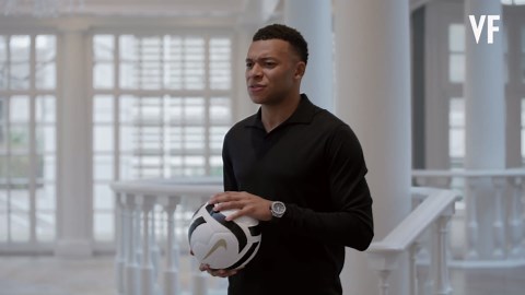 Kylian Mbappé Answers Questions Without Dropping the Ball