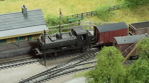 A reload of last nights video - loaded directly here after a slight re-edit. It's a throw together video of my latest commission - a traditional 5 x 4 feet roundy-roundy trainset in OO gauge! You will be able to see this layout for real in Kernow Model Centre's Guildford shop from May 2019. | Chris Nevard Model Railways