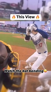 6.3M views · 10K reactions | Crazy how the bat bends in this swing類藍落...