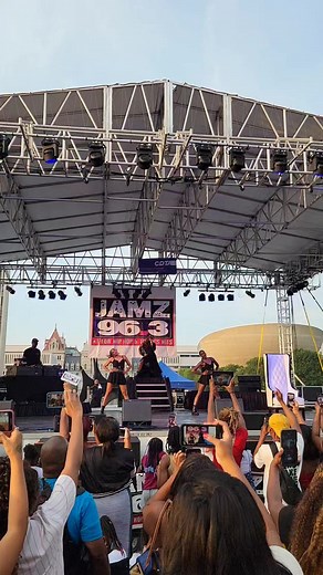 Albany making some noise for Keri Hilson! Black Arts & Cultural Festival: Concert Finale | Empire State Plaza Events