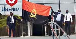 Bolsonaro se envolve em disputa da igreja Universal em Angola