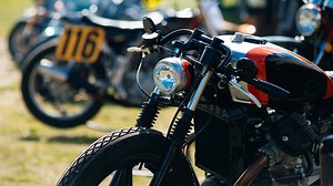 515K views · 2.1K reactions | Qu'est-ce qui distingue la nouvelle vague de passionnés de la moto. | VICE Québec | Facebook