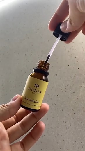 Quick and easy nails with Didier Lab! 🔥 All you need is: Primer, Rubber base coat, Brillant NO16 gel polish, Top coat, and a UV/LED lamp! Get yours now with a 35% discount 🔥🍂 . . . #instanails #didierlab #orderyourstoday #polybase #manicure #growyournails #salehappeningnow #nailtrend #didier #russianmanicure #nails #didierlabusa #strongnails #ledlamp #gelproducts #gelnailproducts #gelpolishmanicure #topcoat #longlastingnails #nailsofinstagram #nailtrend23 #nailsalon | Didier Lab