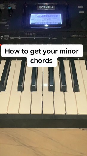 Tutorials on how to get minor chords #pianotok🎹 #pianolesson #pianobeginner🎹 #fypシ