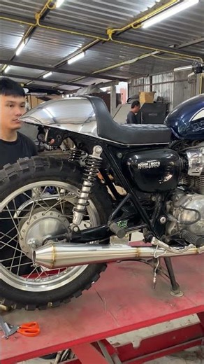 Kawasaki W800 custom seat