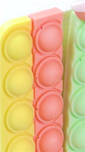 Создание идеального радужного торта на день рождения 🎂 #декорированиетортов #короткоевидео #радуга