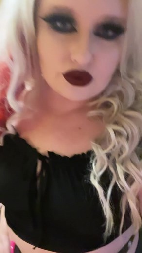 Goth girl gone wild 🖤🦇 ……. #latex #latexmodel #latexfashion #fashion #shiny #latexgirl #leather #shine #pvc #vinyl #alternative #model #modeling #modellife #blonde #blondie #barbie #publicfigure #altmodel #instagood #ootd #photooftheday #altmodel #alternativemodel #babe #original #eventhost #goth #gothic #thick | CoentheButcher