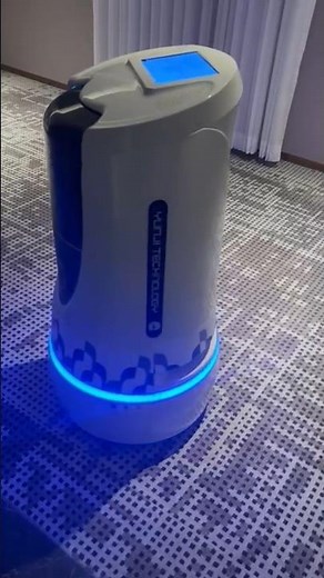 Robot Delivering Food | Smart Delivery Technology #vrmanvlogs #food