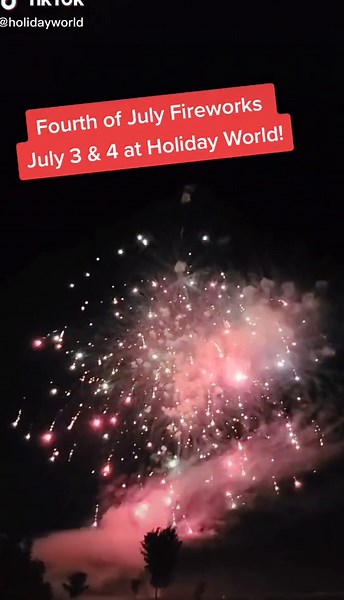 #HolidayWorld has one more night of #fireworks this season! Join us July 4 at 9 pm!