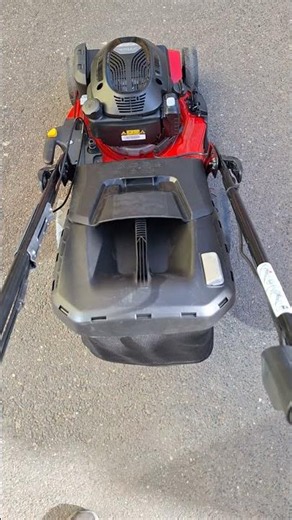 VARI BY STIGA LAWNMOVER with engine and electric start via battery #shorts