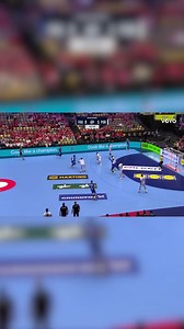Najbolji trenuci pravog derbi dana na Europskom rukometnom prvenstvu! Europsko prvenstvo za rukometaše pratite na RTL-u i platformi Voyo! #voyohr #vrijemejezarukomet #Euro2026 | Vrijeme je za rukomet