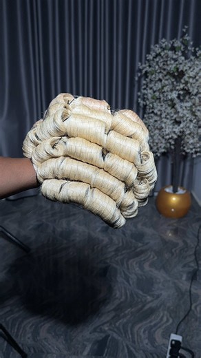 Pinned Up Curls & Wig Services