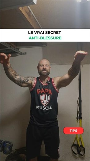 Stop warming up with cardio before weight training (do THIS instead) ❌