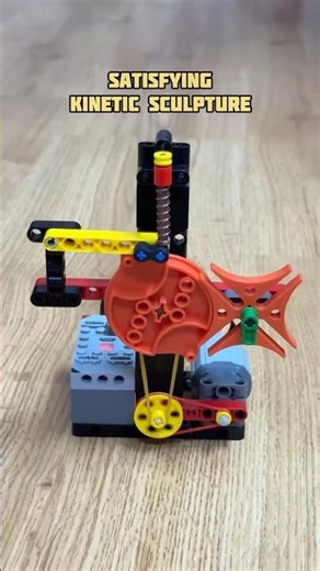 Satisfying Kinetic Sculpture #lego #legofan #satisfying #mechanism #mechanical #engineering #technic