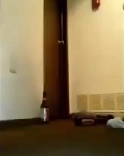 Farting on my Roommates Door HaHA