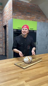 Nur 5 Zutaten und kaum Arbeit 🥰 Mehr als 15 Millionen Menschen hat das einfachste Brot der Welt schon glücklich gemacht 🤩🌞🥰 ❤️DANKESCHÖN❤️ Hast du Erfahrungen oder Fragen dazu? Schreib es doch einfach mal in die Kommentare 🌞 Viel Spaß bei der 15 Millionen Version. #Brot #rezept #einfach #axelschmittbrotsommelier #axelschmitt #worldbaker #easy #kann #jeder #backen #lecker #at #home #Buch #im #Shop #love #bread | Axel Schmitt Brotsommelier