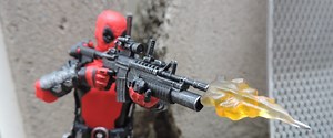 Mezco: One:12 Collective Deadpool (Standard Version)