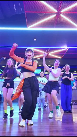 Besame Despacio Zumba - cô Kimi - Dance Cardio #dancefit #kimiworkout #zumba #tapnhay #giamcan