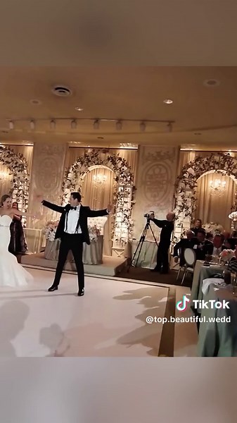 Epic Wedding Dance Mashup to Surprise Guests