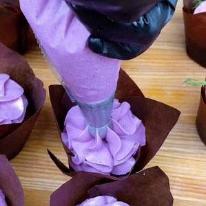 Cake decoration hacks from the pros! | 5-Minute Crafts Play