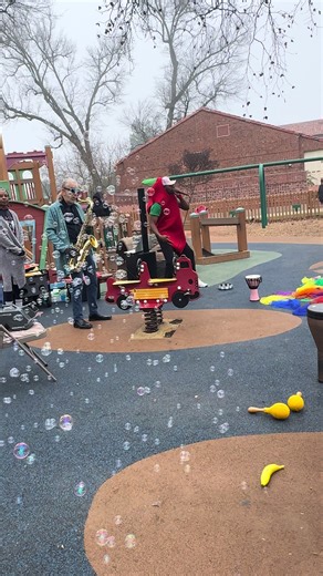 Autism friendly children entertainer performs live music or children. Jahri’s World is a famous instragram and TikTok content creator that teaches children educational concepts through hip-hop music. Jahri’s World also spreads awareness to the autism community worldwide. Jahri’s World is making kid birthday parties fun again for adults. #fypシ #fypシ❤️💞❤️ #fyp #autism