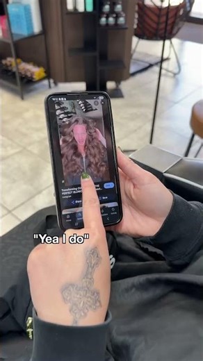 This salon doesn’t tolerate unrealistic expectations 😂🫸💇‍♀️