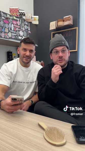 Exploring Hinge: The Bark Dating App Experience