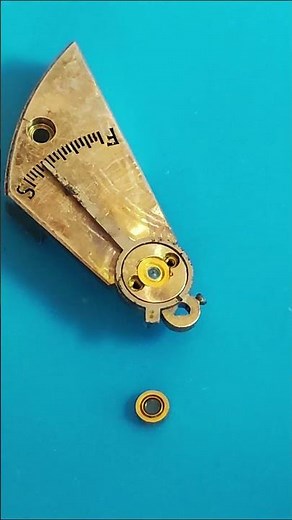 How to Lubricate the Balance Jewels of an Elgin Grade 291 | Pocket Watch Repair