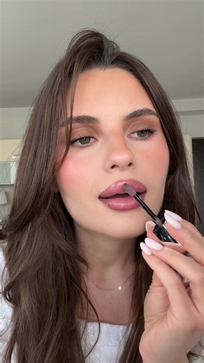 Test Atomik Shake Lip Laker Sheer Petal — pierwsze wrażenie