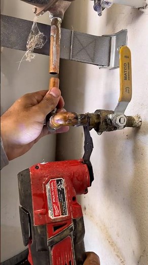 🚨💧🔧 Copper Pipe Leak Repair Like a Pro