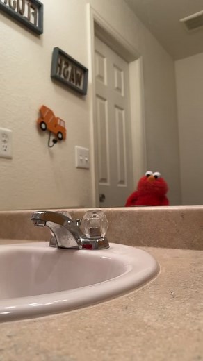 Elmo sounds crazy at the end!!!