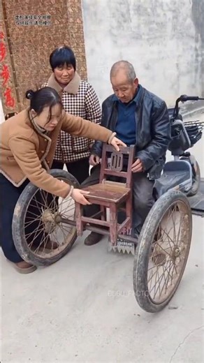 Girl’s Crazy Idea to Fit Everyone in One Ride 😱😂