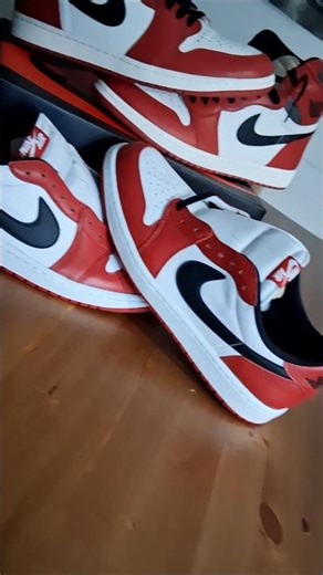The Sneaker That Became Legendary! Air Jordan 1 Low Chicago