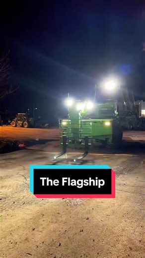 Despite its commanding stature, the flagship Merlo R50.35SPLUS can manoeuvre extremely well! 🔥#merloroto #merloroto5035 #fourwheelsteering #crabsteering #roughterrainforklift #telehandleroperator #telehandler #ontariocanada #telehandlertiktok #fyp #fypage #merlo #manouvers #heavyequipment #heavyequipmentoperator #constructionequipment #treecuttingmachine #telescopiclift @MANULIFT