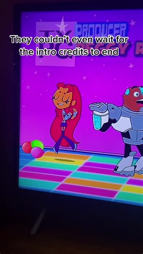I kid you not, this was 5 seconds into the episode 😂 #TeenTitans #TTG #TeenTitansGo #CartoonNetwork #CartoonDances